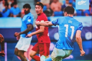 韦斯利梅开二度！！深圳新鹏城2:0战胜梅州客家