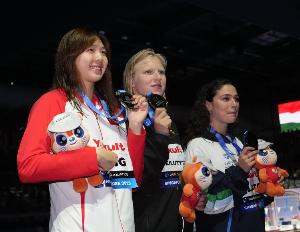 意大利游泳名将在新加坡机场盗窃被捕，外交部介入才得以回国