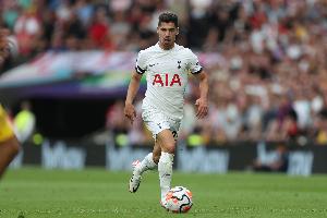 天空体育：水晶宫与热刺谈判，推动租借对方前锋所罗门