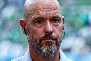 1年收2次违约金！滕哈赫年薪550万欧&德甲第2，此前曼联付1500万