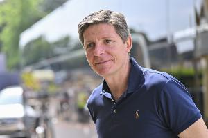 卫报：格拉斯纳不满出售格伊，但水晶宫表示合同只剩一年不得不卖