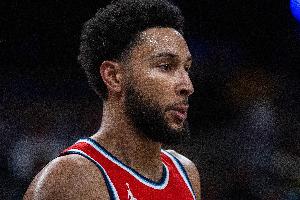 网媒：连造本西&小火车垃圾合同后篮网GM该滚蛋了 他们不在乎天赋