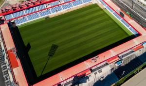 世体：巴萨获准在克鲁伊夫球场战瓦伦，需要确保VAR系统正常运行