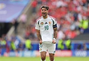 索博：儿时起C罗就是我的偶像，希望他能让这次交手变得难以忘怀