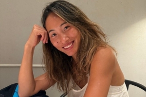 分享日常生活！郑钦文晒近照：记录一些夏日碎片