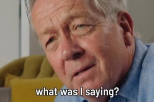 前英超主帅拍视频调侃曼联：随便啥队我都想执教，曼联？No！