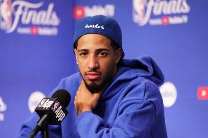 游戏立大功？顶级后卫们是如何通过打2K来学习并提高自己的？