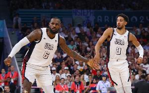 球迷喜欢球星而非球队？哈利：因老詹我才先后支持骑士&热火&湖人