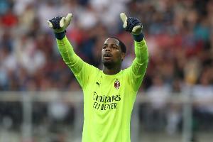 前曼晚主编：曼联明夏仍考虑签新一门，有意免签迈尼昂并已接触