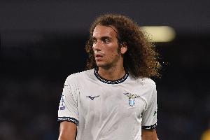 罗马德比赛后不满裁判染红！官方：拉齐奥中场贡多齐被禁赛两场