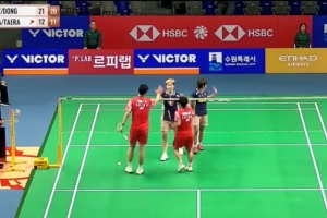 凤凰组合直落两局，晋级韩国羽毛球公开赛混双十六强