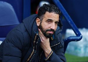 欧文：曼联近年遇到问题首先被指责的是主帅 红魔最终会再次夺冠