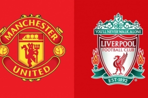 焦点大战！太阳报谈双红会：利物浦状态低迷，斯洛特能否撑住场面