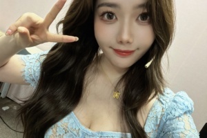 PCL解说风筝晒照：上班 还是最喜欢蓝色啊