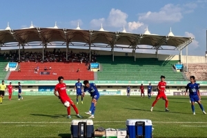 中乙联赛第29轮，上海海港富盛经开队客场0-1广东铭途队