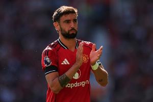 B费在英超已经送出52次助攻，超越坎通纳在曼联的助攻数