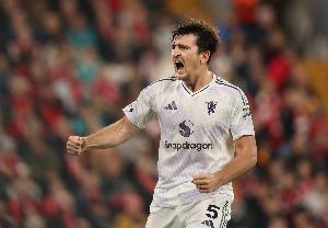 未来成疑邮报：曼联还未决定是否续约马奎尔，合同明夏到期