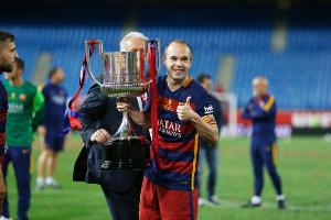 伊涅斯塔：亚马尔嘲讽皇马？真正重要的是比赛 未来希望回到巴萨