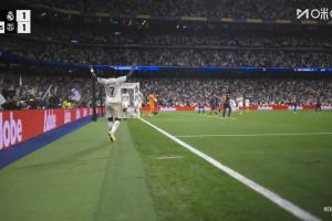 太霸气了！贝林厄姆轻推攻破巴萨大门，不庆祝+霸王步睥睨全场！