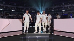 掌声送给我们的老朋友！赛后G2全员向观众鞠躬告别