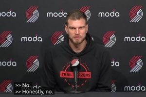 队内伤员众多会改变打法吗？斯普利特：不会 要继续这样打下去